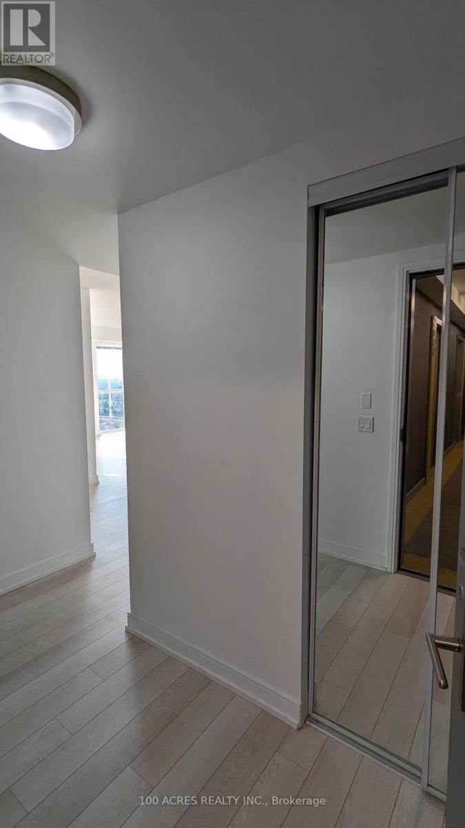 1904 - 20 Thomas Riley Road W, Toronto, Ontario  M9B 1B3 - Photo 6 - W12651282