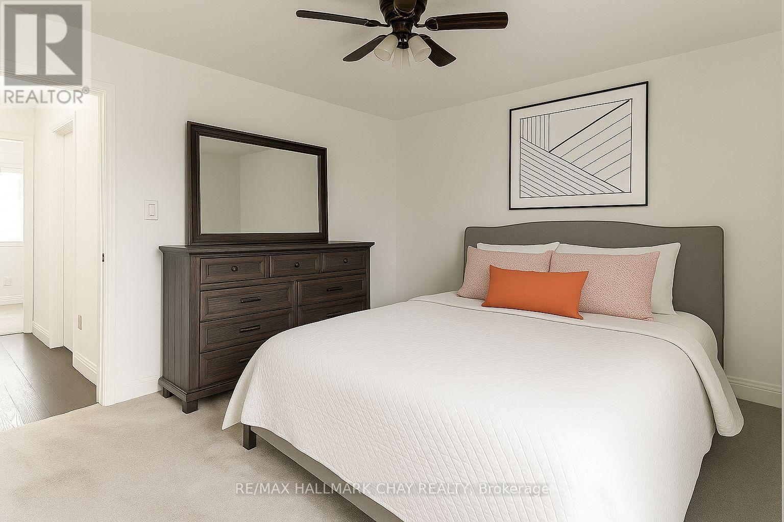 135 Trevino Circle, Barrie, Ontario  L4M 6T8 - Photo 10 - S12651292