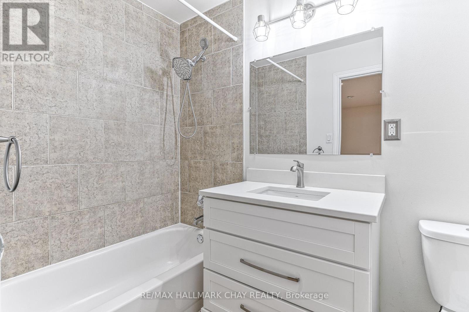 135 Trevino Circle, Barrie, Ontario  L4M 6T8 - Photo 18 - S12651292