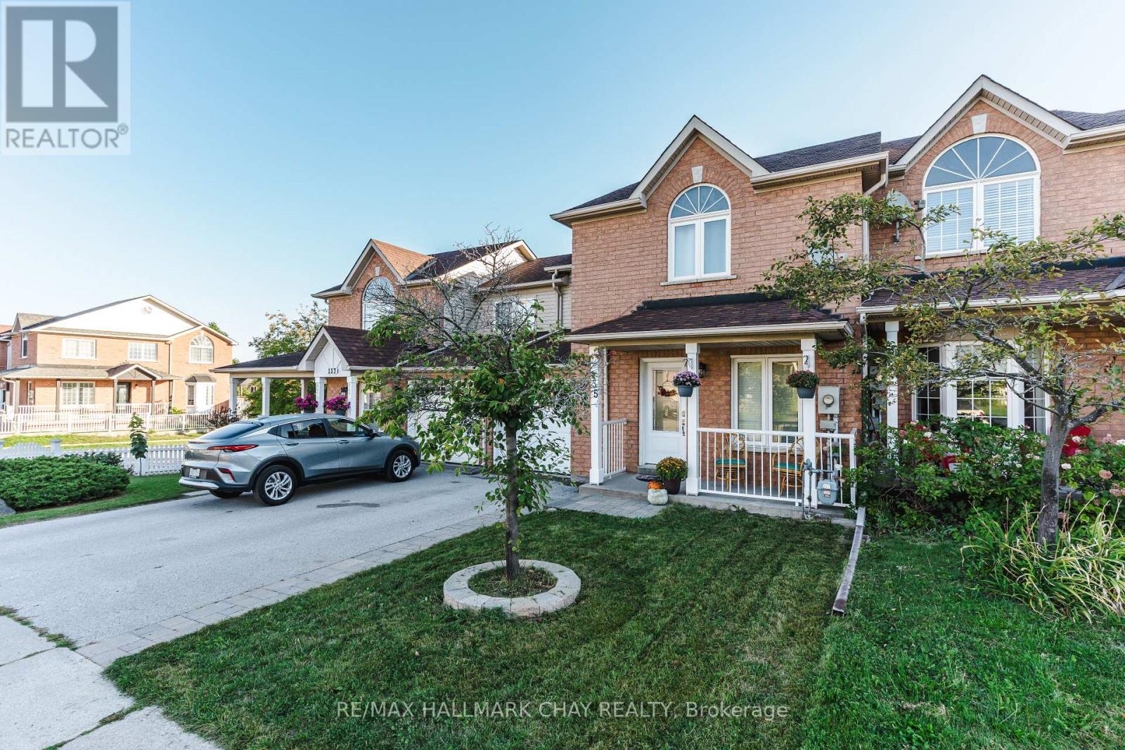 135 Trevino Circle, Barrie, Ontario  L4M 6T8 - Photo 2 - S12651292