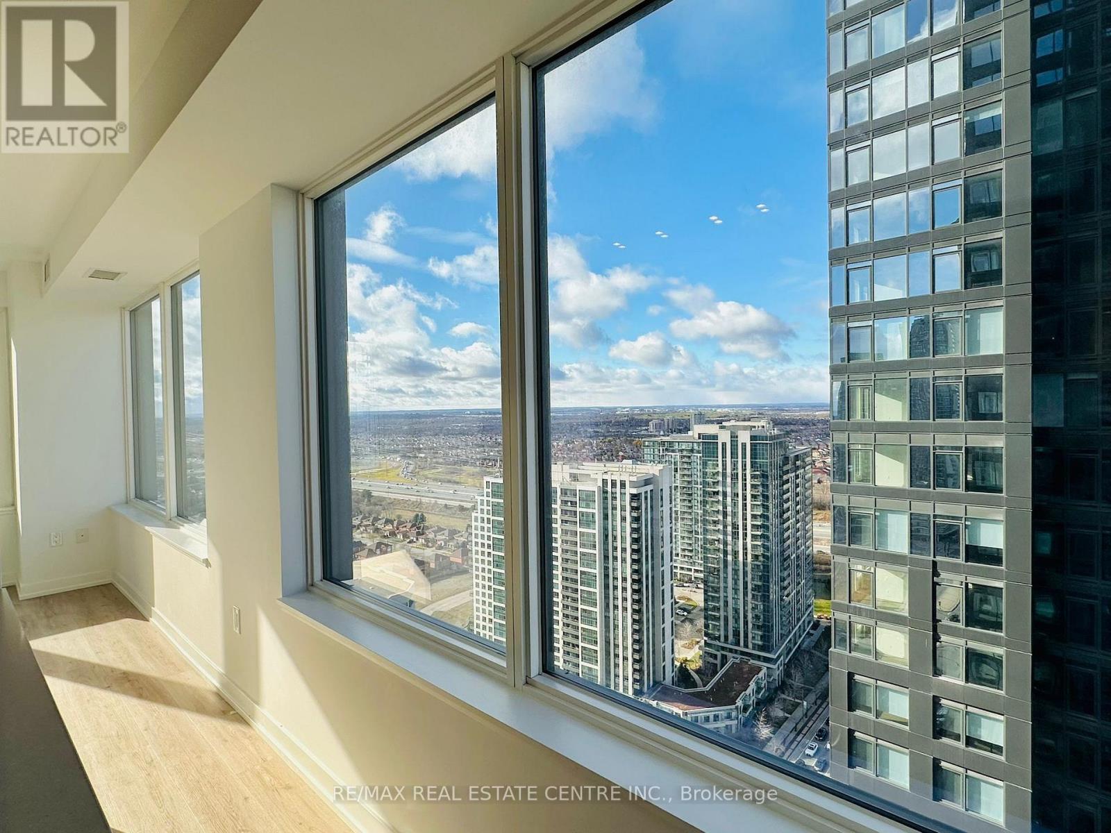 2710 - 395 Square One Drive, Mississauga, Ontario  L5B 0P6 - Photo 19 - W12651286