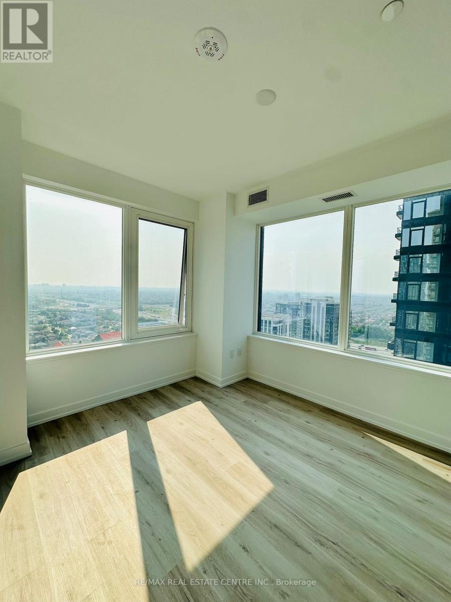 2710 - 395 Square One Drive, Mississauga, Ontario  L5B 0P6 - Photo 8 - W12651286