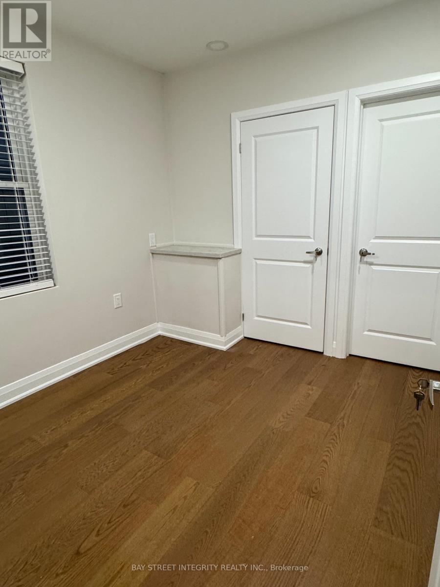 244 King Edward Avenue, Toronto, Ontario  M4C 5K1 - Photo 8 - E12651300