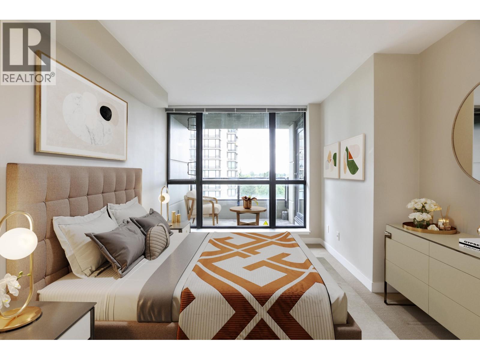 Listing Picture 4 of 23 : 802 9188 HEMLOCK DRIVE, Richmond / 烈治文 - 魯藝地產 Yvonne Lu Group - MLS Medallion Club Member