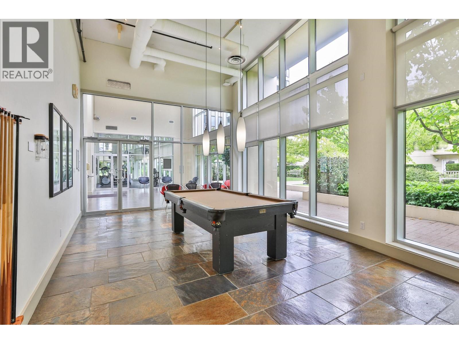 Listing Picture 22 of 23 : 802 9188 HEMLOCK DRIVE, Richmond / 烈治文 - 魯藝地產 Yvonne Lu Group - MLS Medallion Club Member