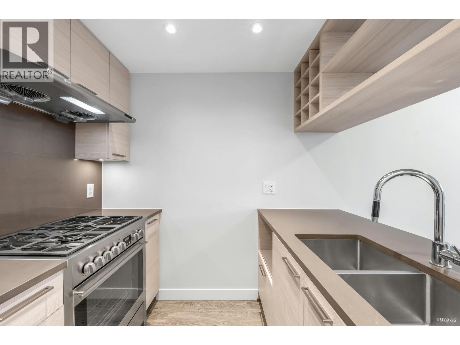 1813 6188 No. 3 Road, Richmond, British Columbia  V6Y 0J3 - Photo 9 - R3071511