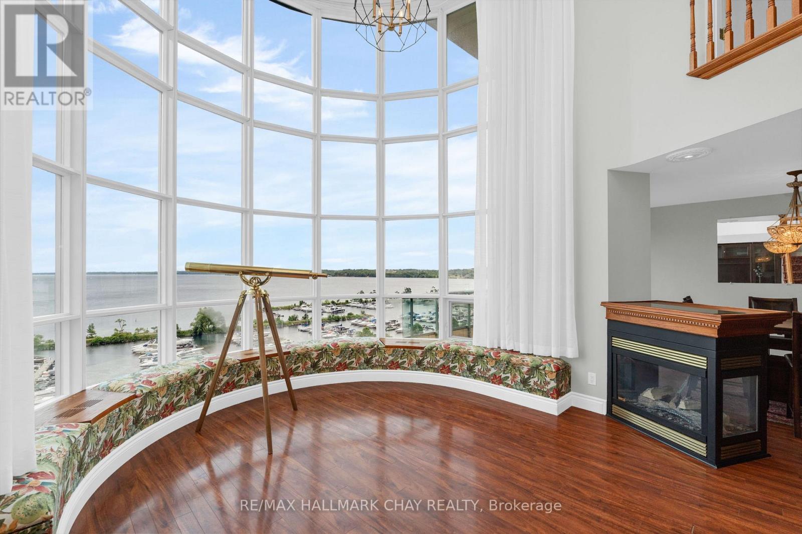 910 - 2 Toronto Street, Barrie, Ontario  L4N 9R2 - Photo 10 - S12648656