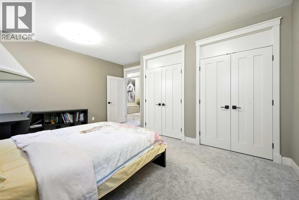 16 Spring Valley Lane Sw, Calgary, Alberta  T3H 4V2 - Photo 14 - A2256130