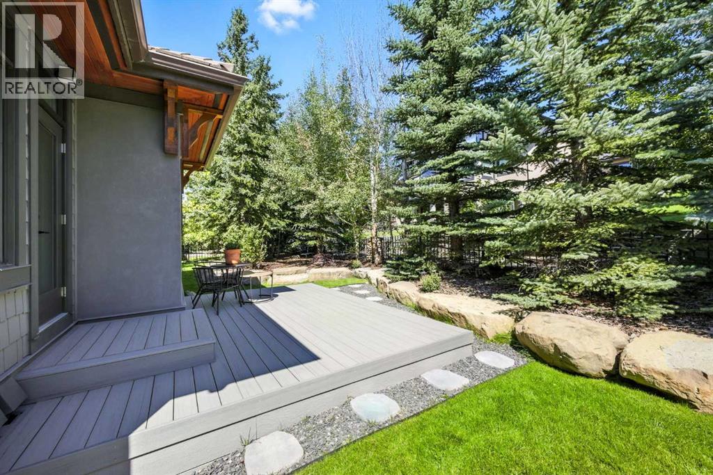 16 Spring Valley Lane Sw, Calgary, Alberta  T3H 4V2 - Photo 47 - A2256130