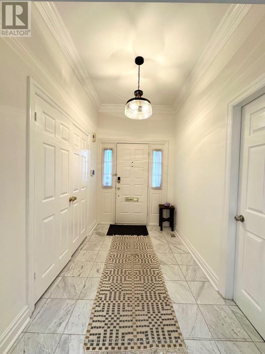 7 Killarney Road, Toronto, Ontario  M5P 1L7 - Photo 2 - C12651326