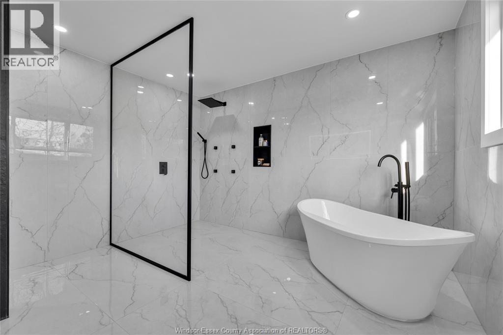 2250 Moy, Windsor, Ontario N8W 2M6 - Photo 15 - 25031972