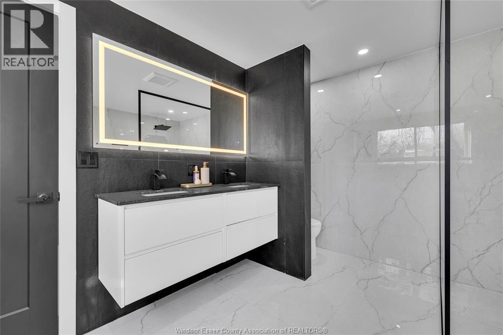 2250 Moy, Windsor, Ontario N8W 2M6 - Photo 16 - 25031972