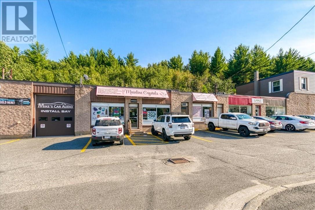 869-899 Kingsway, Sudbury, Ontario  P3B 2E4 - Photo 4 - 2123349