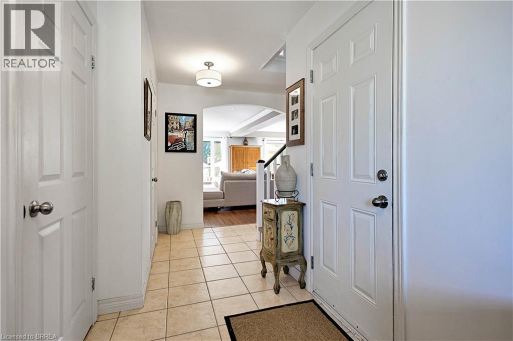 4 Fuller Court, Brantford, Ontario  N3S 0A6 - Photo 5 - 40774703