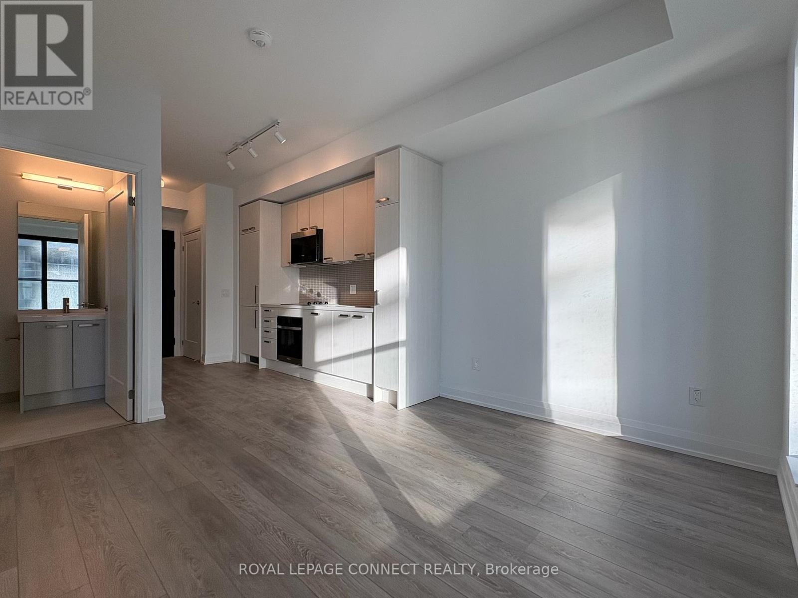 2010 - 20 Soudan Avenue, Toronto, Ontario  M4S 0E2 - Photo 10 - C12651338