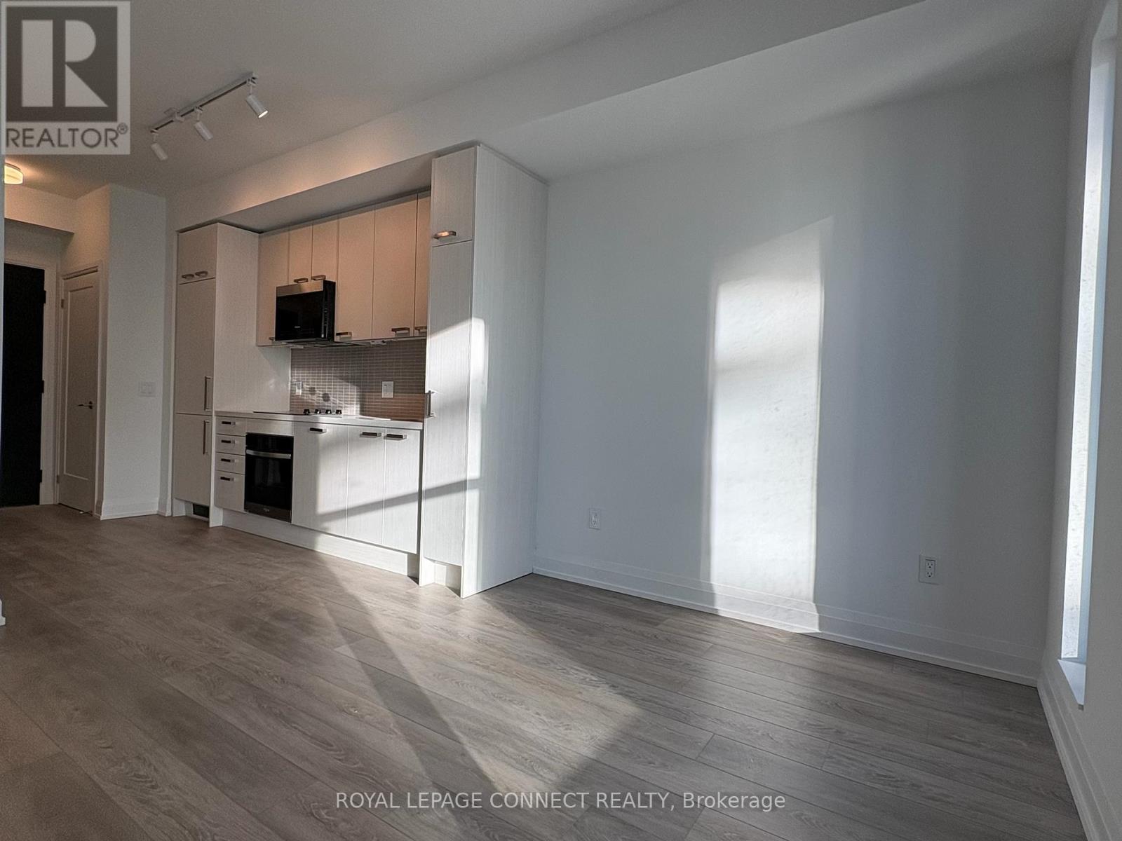 2010 - 20 Soudan Avenue, Toronto, Ontario  M4S 0E2 - Photo 7 - C12651338