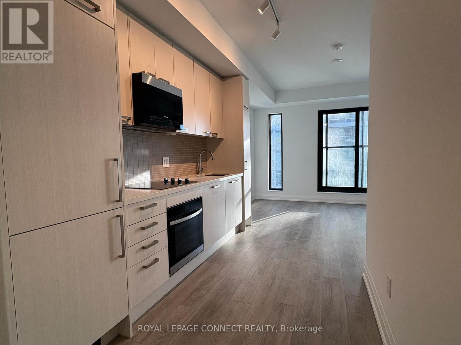 2010 - 20 Soudan Avenue, Toronto, Ontario  M4S 0E2 - Photo 9 - C12651338