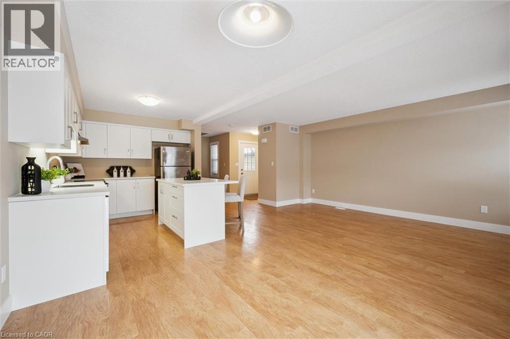 298 Sophia Crescent, Kitchener, Ontario  N2R 1X9 - Photo 10 - 40794742