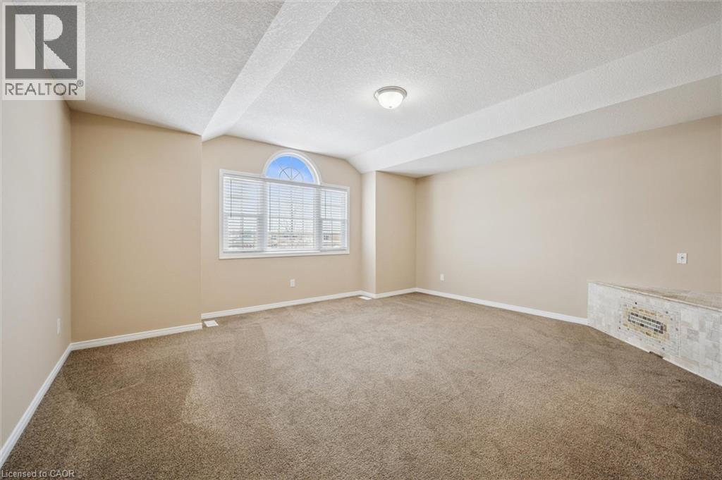 298 Sophia Crescent, Kitchener, Ontario  N2R 1X9 - Photo 14 - 40794742