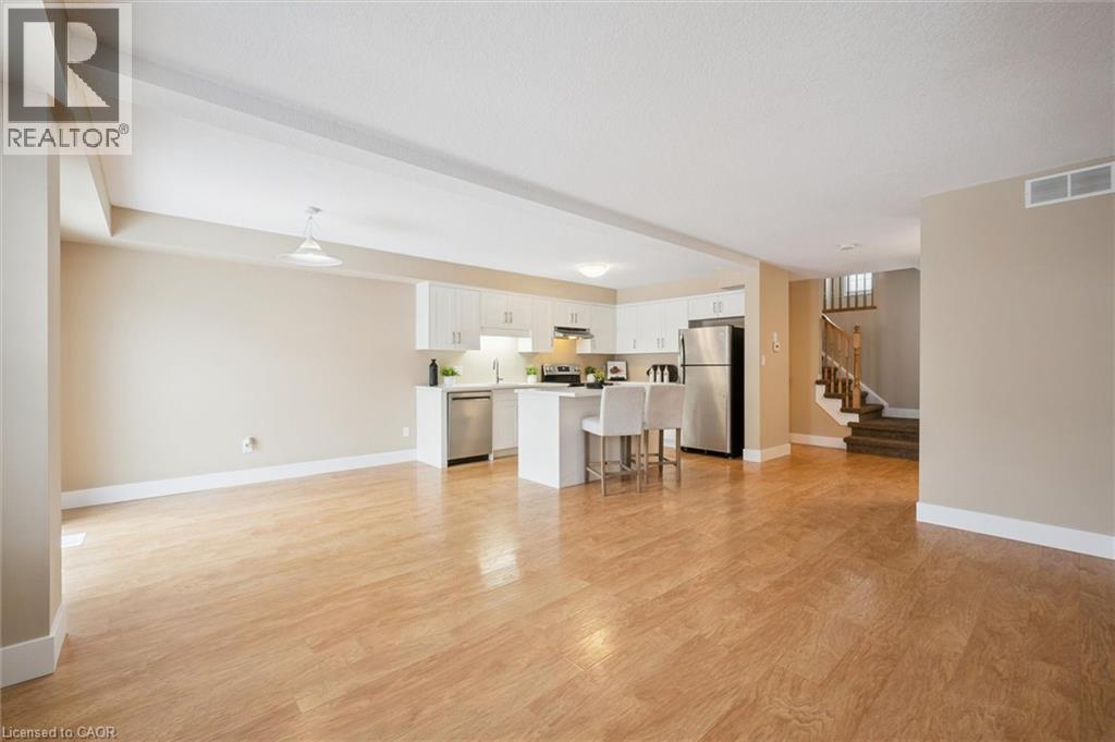 298 Sophia Crescent, Kitchener, Ontario  N2R 1X9 - Photo 8 - 40794742