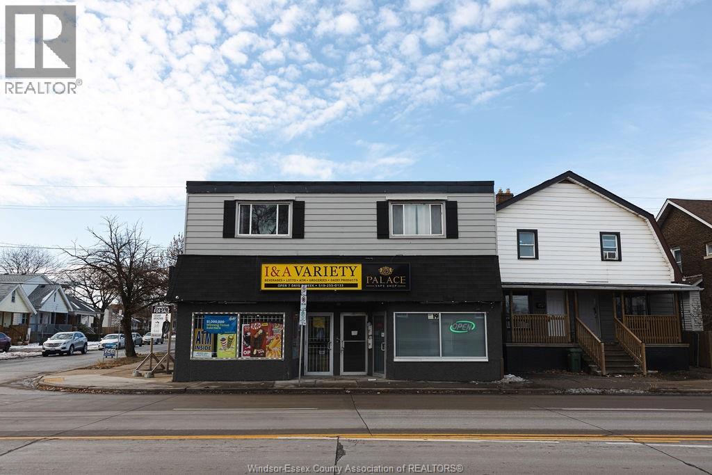 MLS# 25031882: 2187-2189 HOWARD, Windsor, Canada