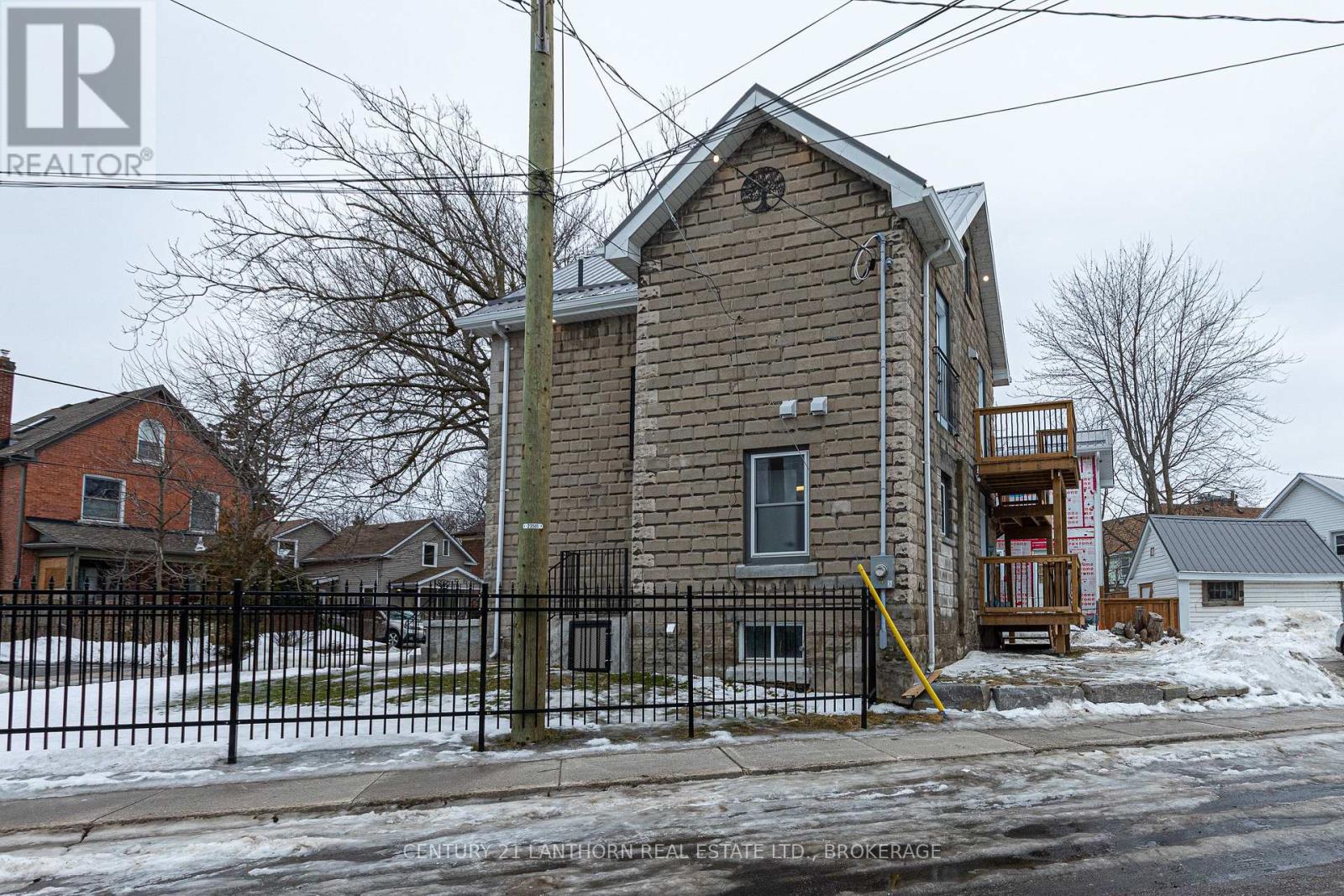 45 Chestnut Street, Kingston, Ontario  K7K 3X4 - Photo 5 - X12651356