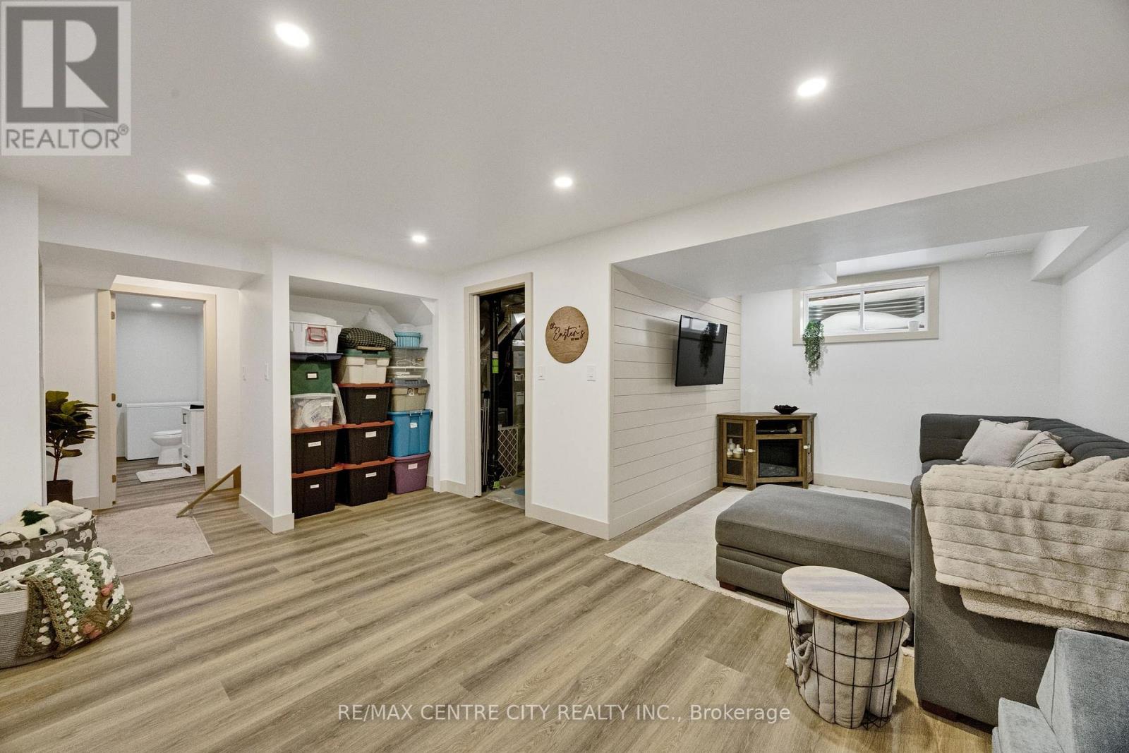 6929 Vallas Circle, London South, Ontario  N6P 0V4 - Photo 16 - X12651344