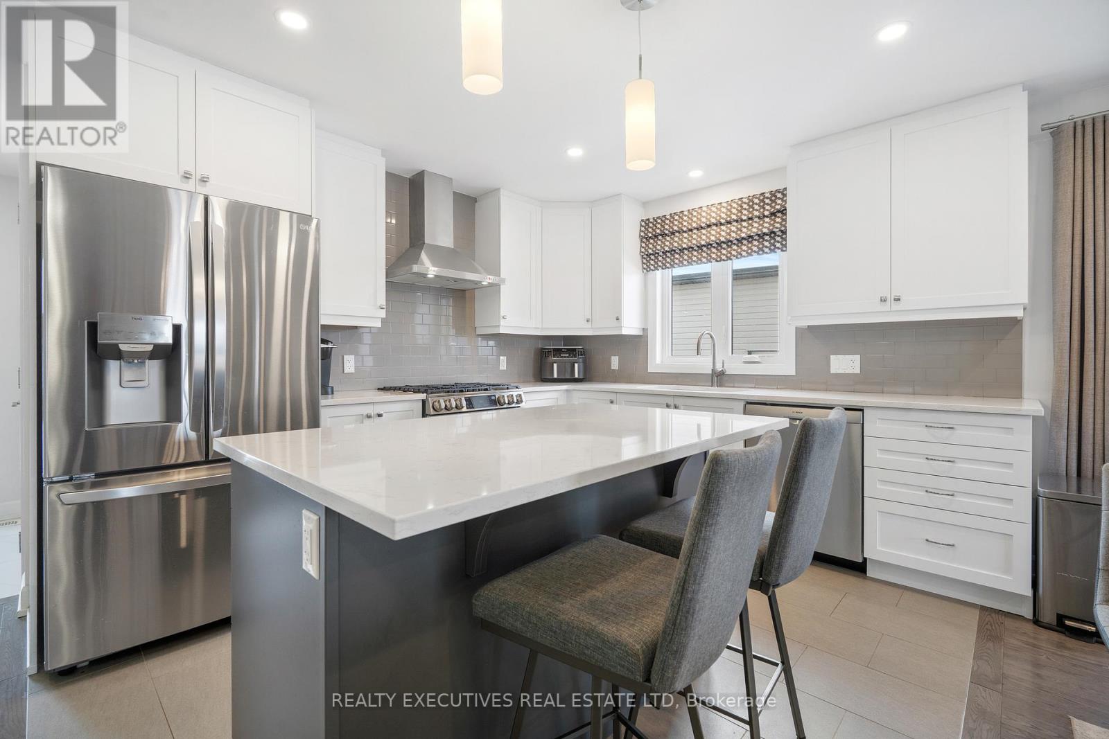 460 Arora Crescent S, North Dundas, Ontario  K0C 2K0 - Photo 14 - X12651348