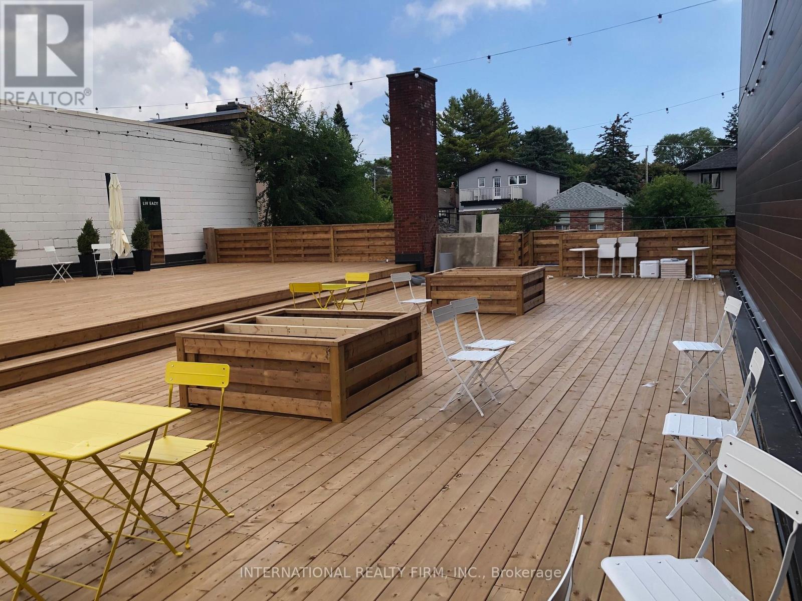 1517-19 O Connor Drive, Toronto, Ontario  M4B 2V5 - Photo 16 - E12651360