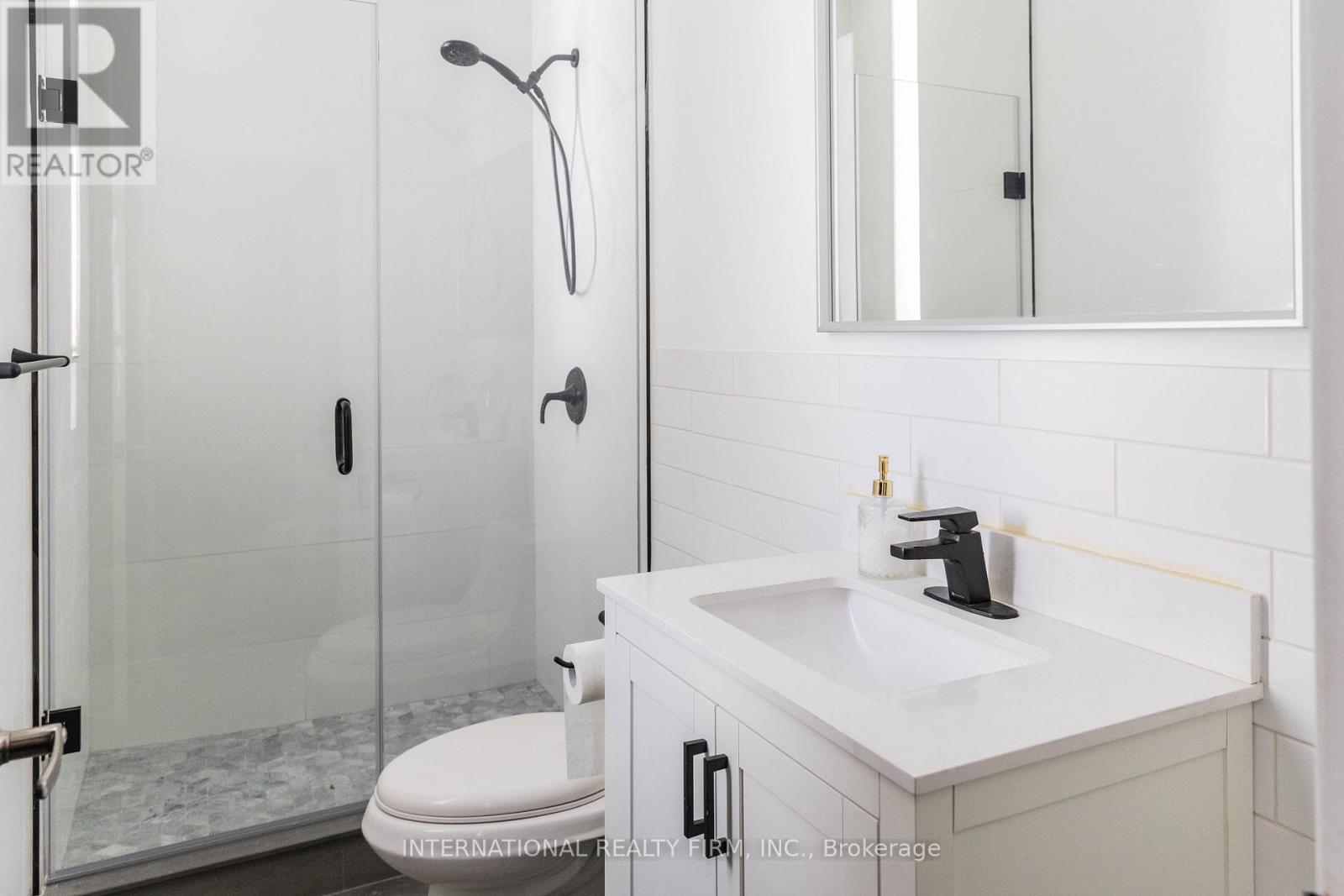 2 - 2252 Queen Street E, Toronto, Ontario  M4E 1G2 - Photo 12 - E12651364