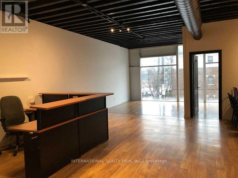 2 - 2252 Queen Street E, Toronto, Ontario  M4E 1G2 - Photo 2 - E12651364