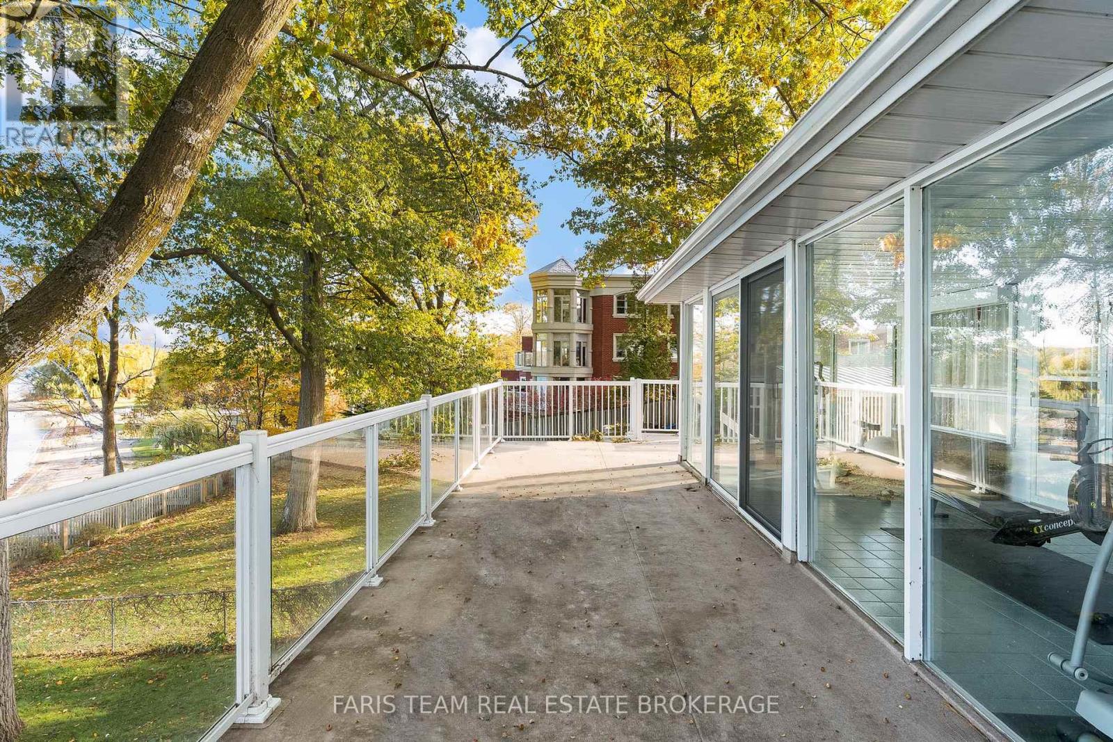 10 White Oaks Road, Barrie (South Shore), Ontario  L4N 4C1 - Photo 33 - S12651342