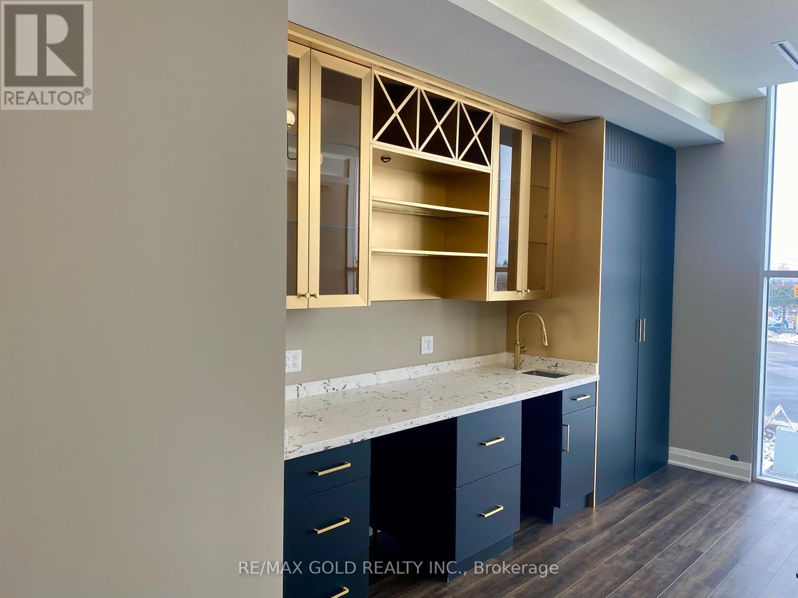 204 - 6475 Mayfield Road, Brampton, Ontario  L6P 0H9 - Photo 3 - W12603246