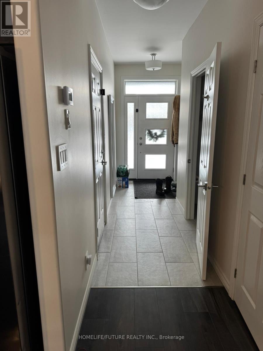 33 Nipigon Street, Belleville, Ontario  K8N 0S9 - Photo 2 - X12649366