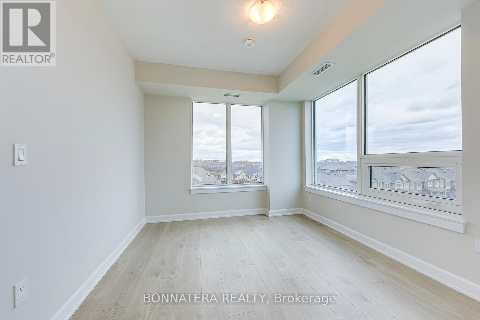 408 - 3200 William Coltson Avenue, Oakville, Ontario  L6H 7W6 - Photo 22 - W12651346