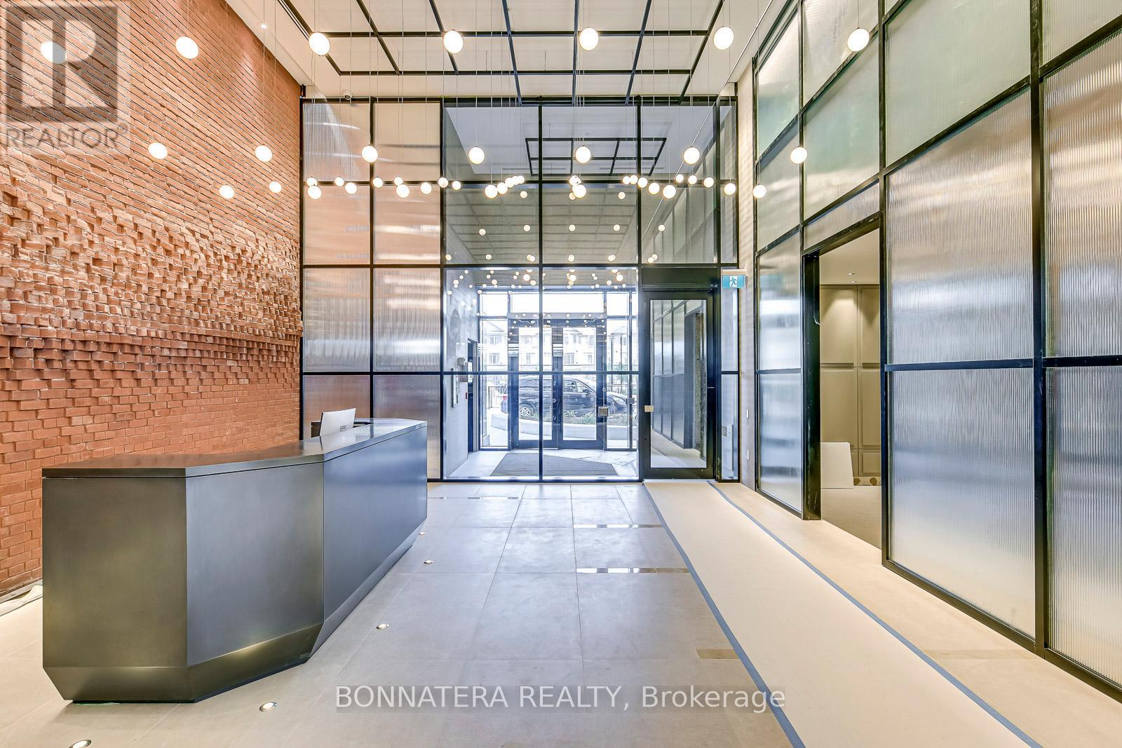 408 - 3200 William Coltson Avenue, Oakville, Ontario  L6H 7W6 - Photo 3 - W12651346