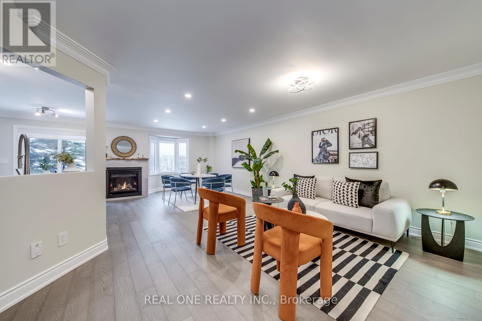 55 - 2250 Rockingham Drive, Oakville, Ontario  L6H 6J3 - Photo 5 - W12651366