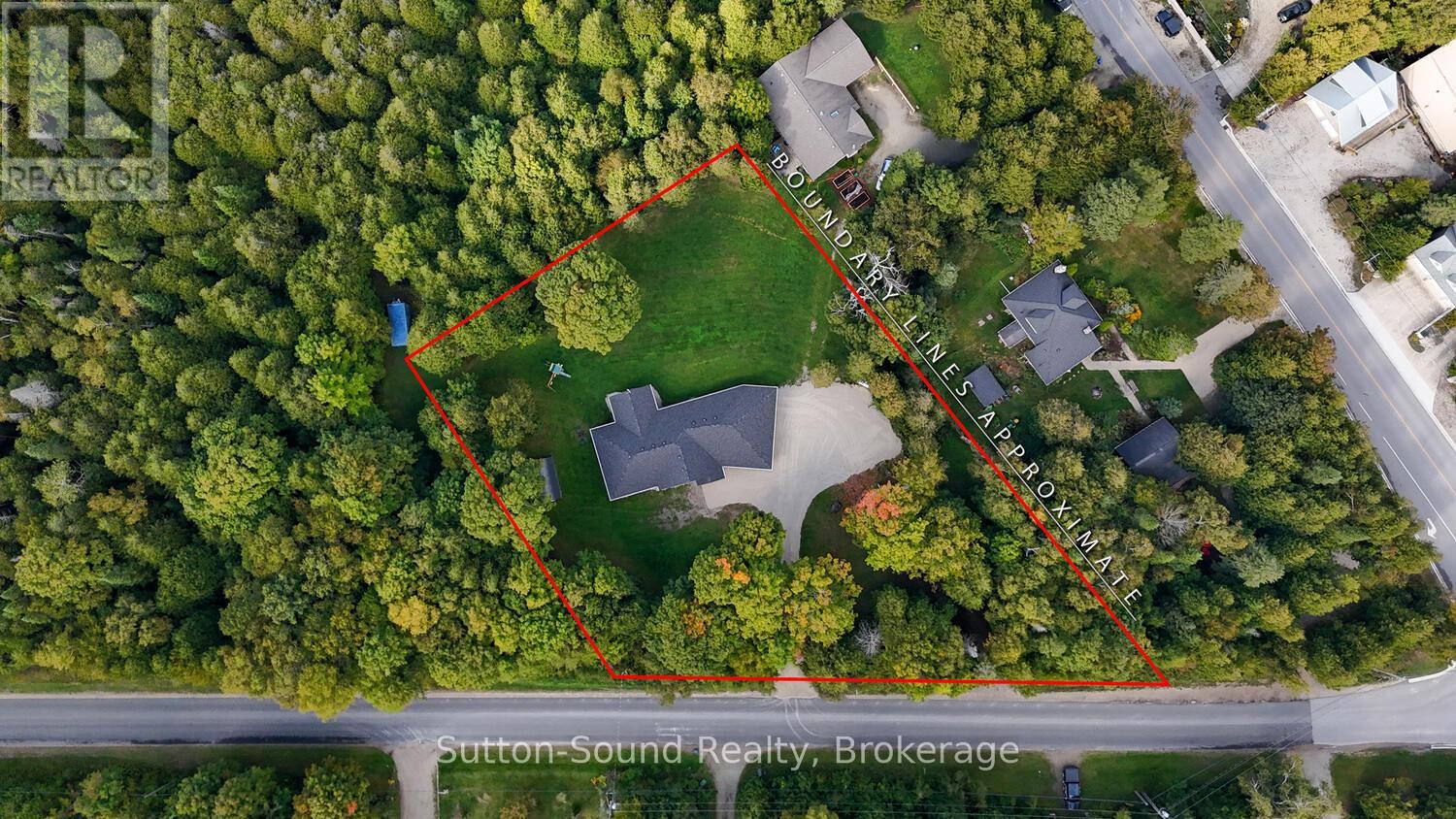 293 Everatt Side Road, Northern Bruce Peninsula, Ontario  N0H 1W0 - Photo 2 - X12423325