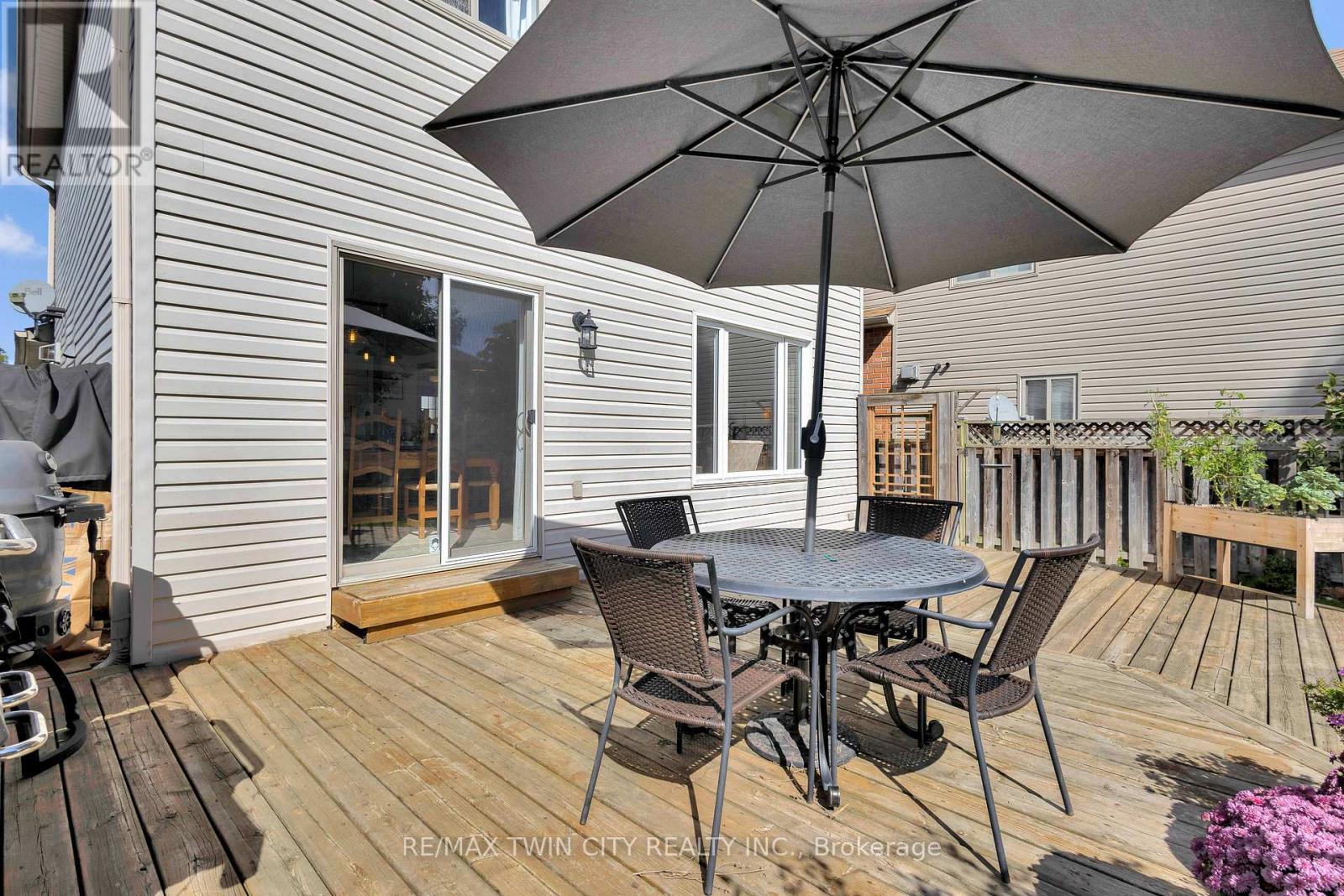 4 Fuller Court, Brantford, Ontario  N3S 0A6 - Photo 35 - X12651354