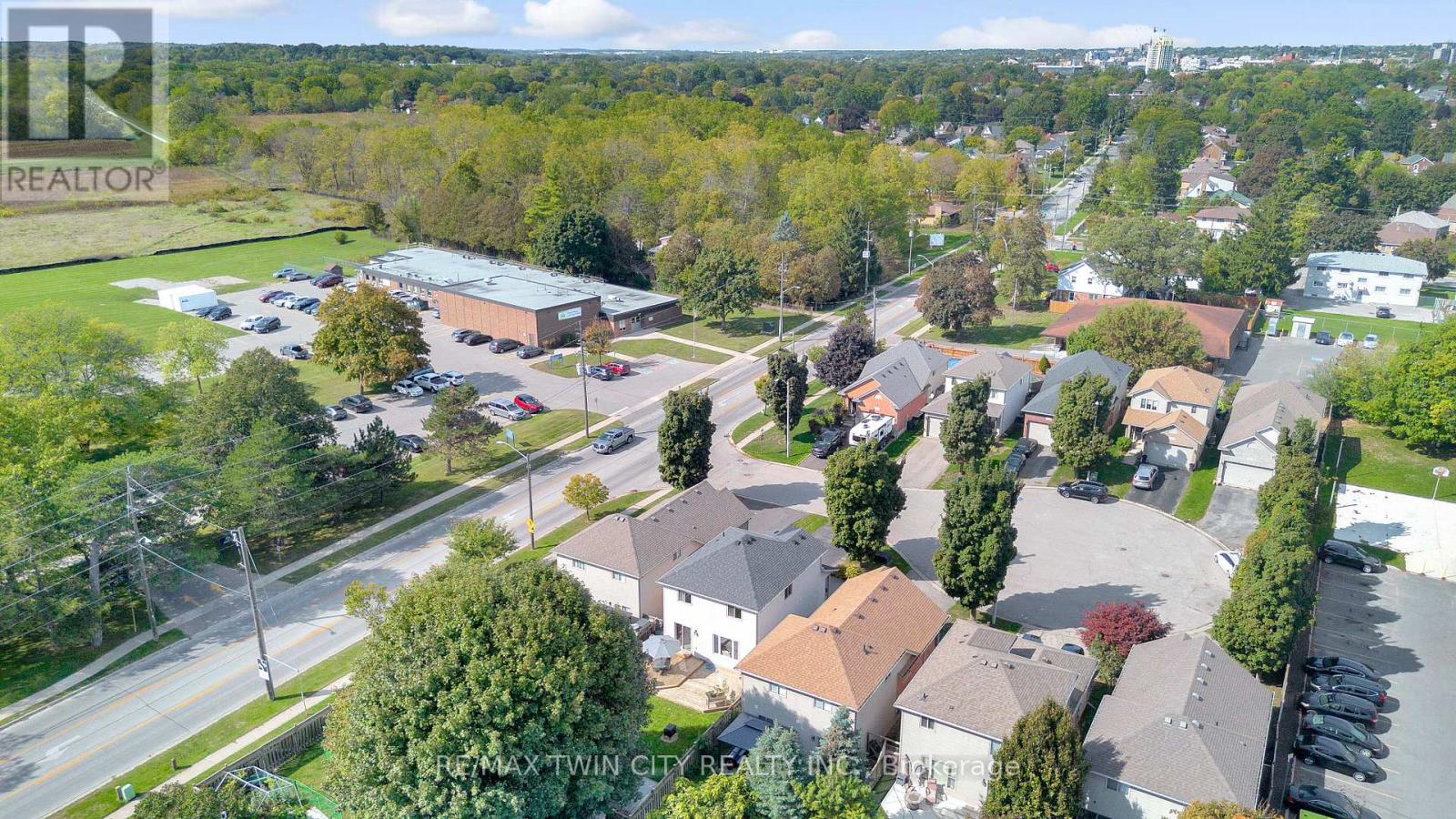 4 Fuller Court, Brantford, Ontario  N3S 0A6 - Photo 44 - X12651354