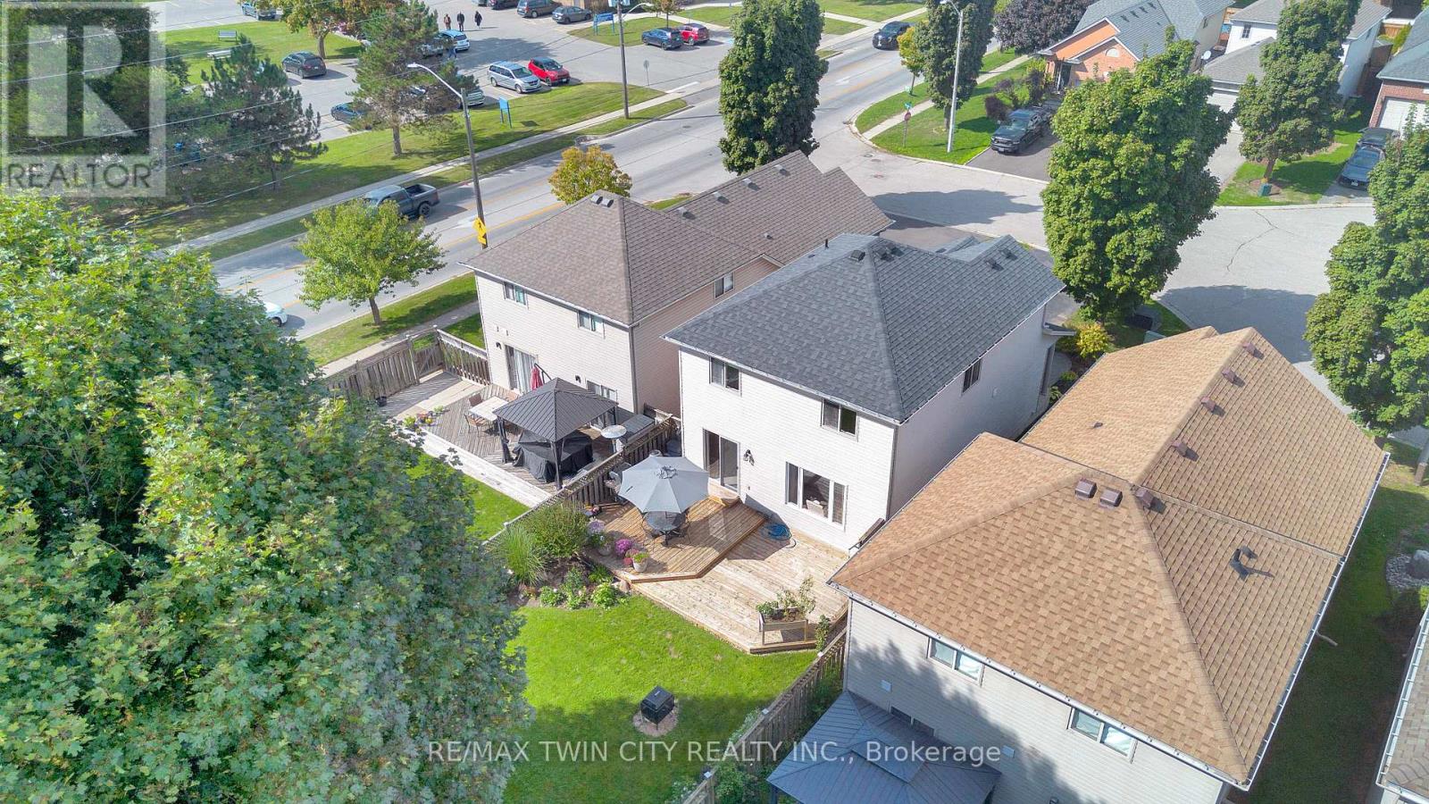 4 Fuller Court, Brantford, Ontario  N3S 0A6 - Photo 46 - X12651354