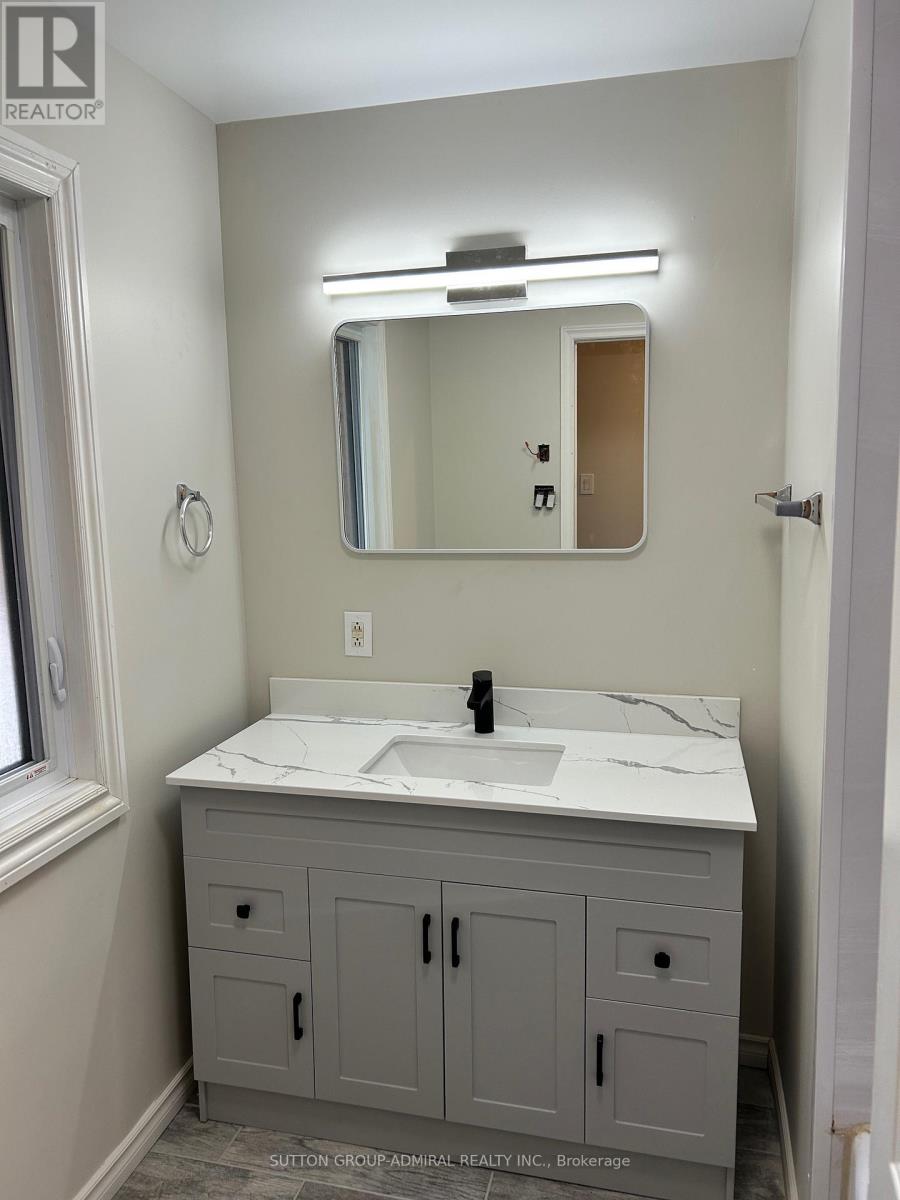 Main Floor - 166 Kulpin Avenue, Bradford West Gwillimbury, Ontario  L3Z 2A9 - Photo 3 - N12448657