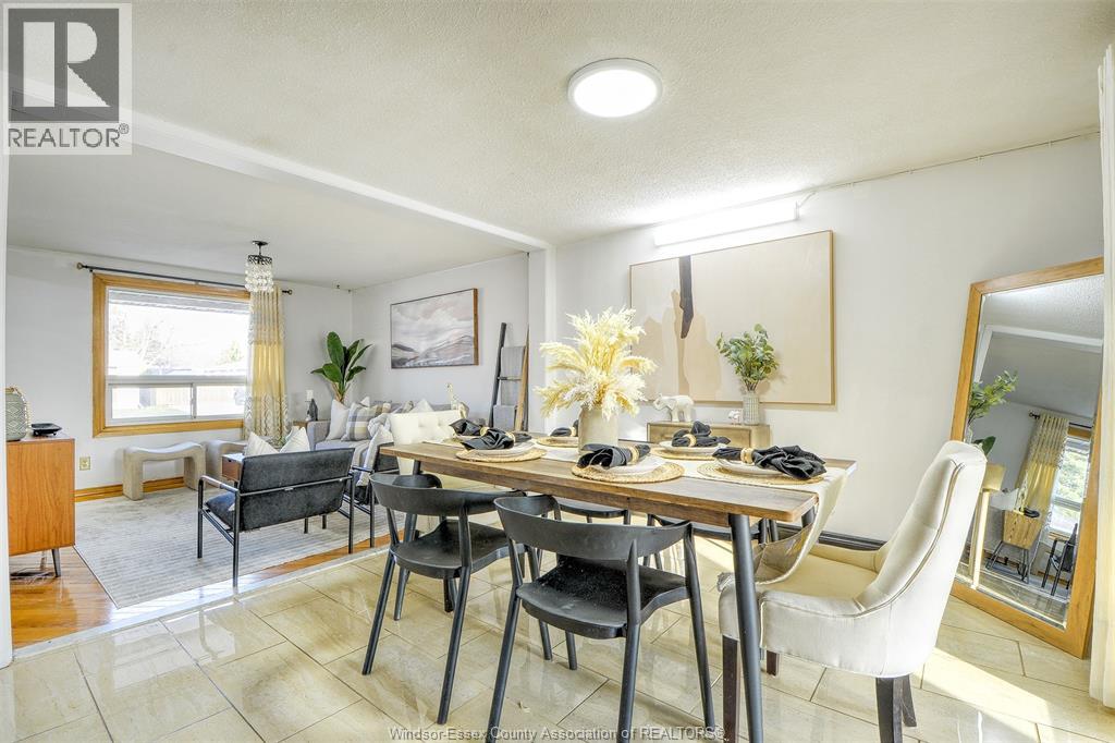 10475 Eastcourt, Windsor, Ontario N8R 1E4 - Photo 7 - 25032039