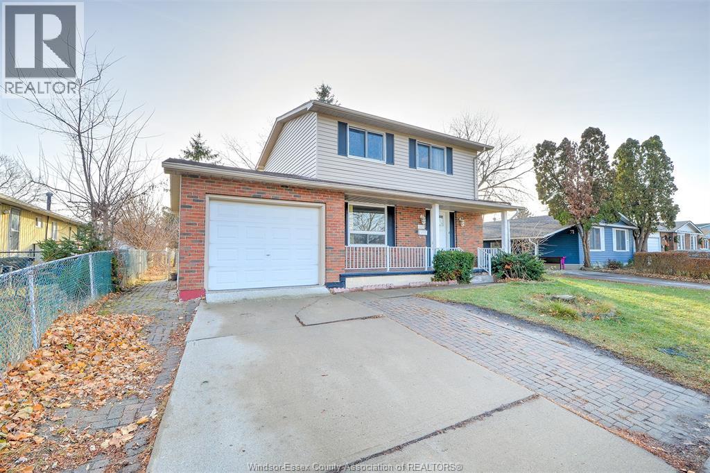 10475 Eastcourt, Windsor, Ontario N8R 1E4 - Photo 3 - 25032039