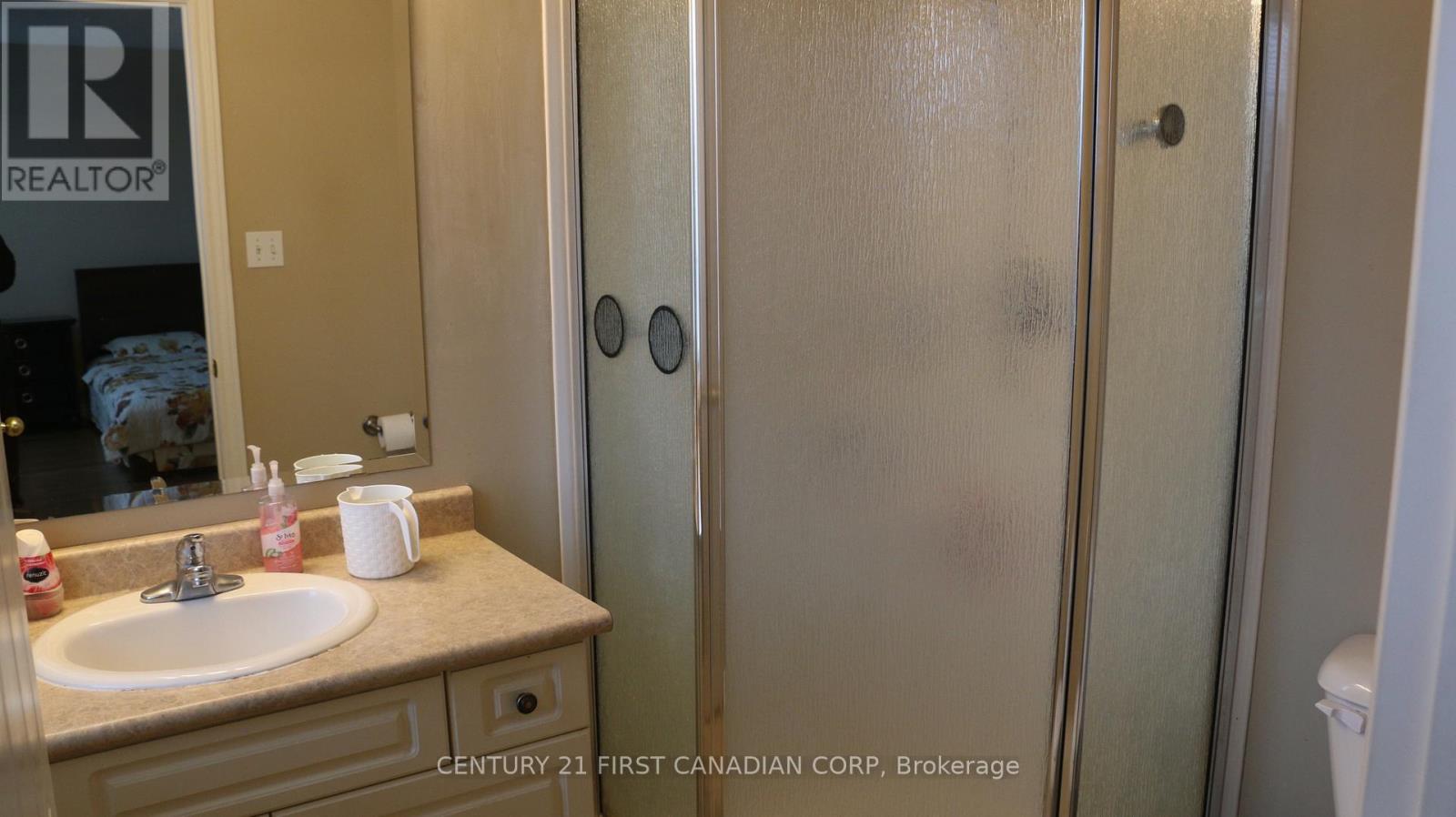 995 Oakcrossing Road, London North, Ontario  N6H 0A7 - Photo 11 - X12651398