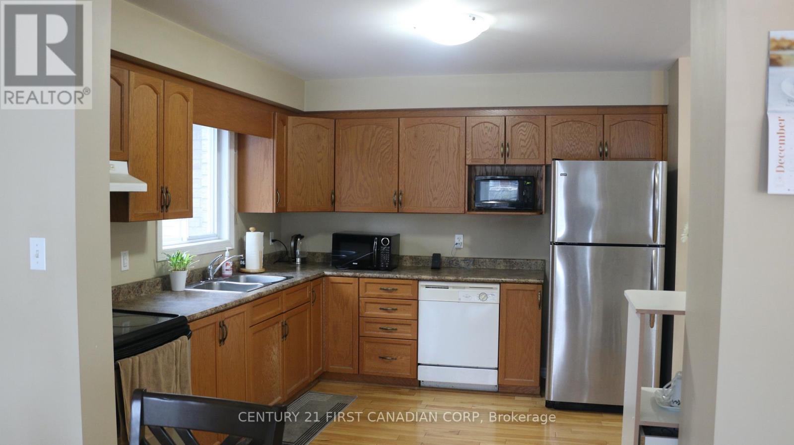 995 Oakcrossing Road, London North, Ontario  N6H 0A7 - Photo 5 - X12651398