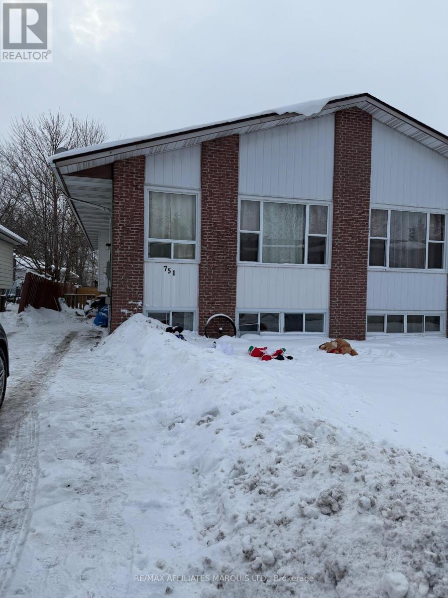 751 GLENGARRY BOULEVARD, Cornwall, Ontario