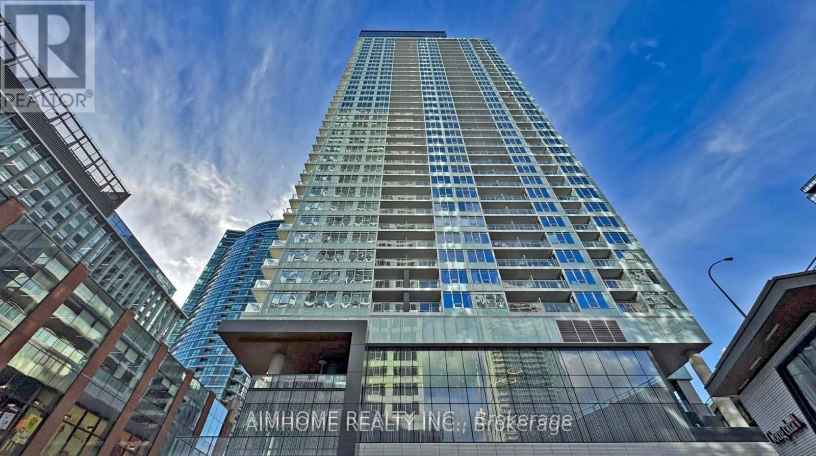 1102 - 19 BATHURST STREET, Toronto, Ontario