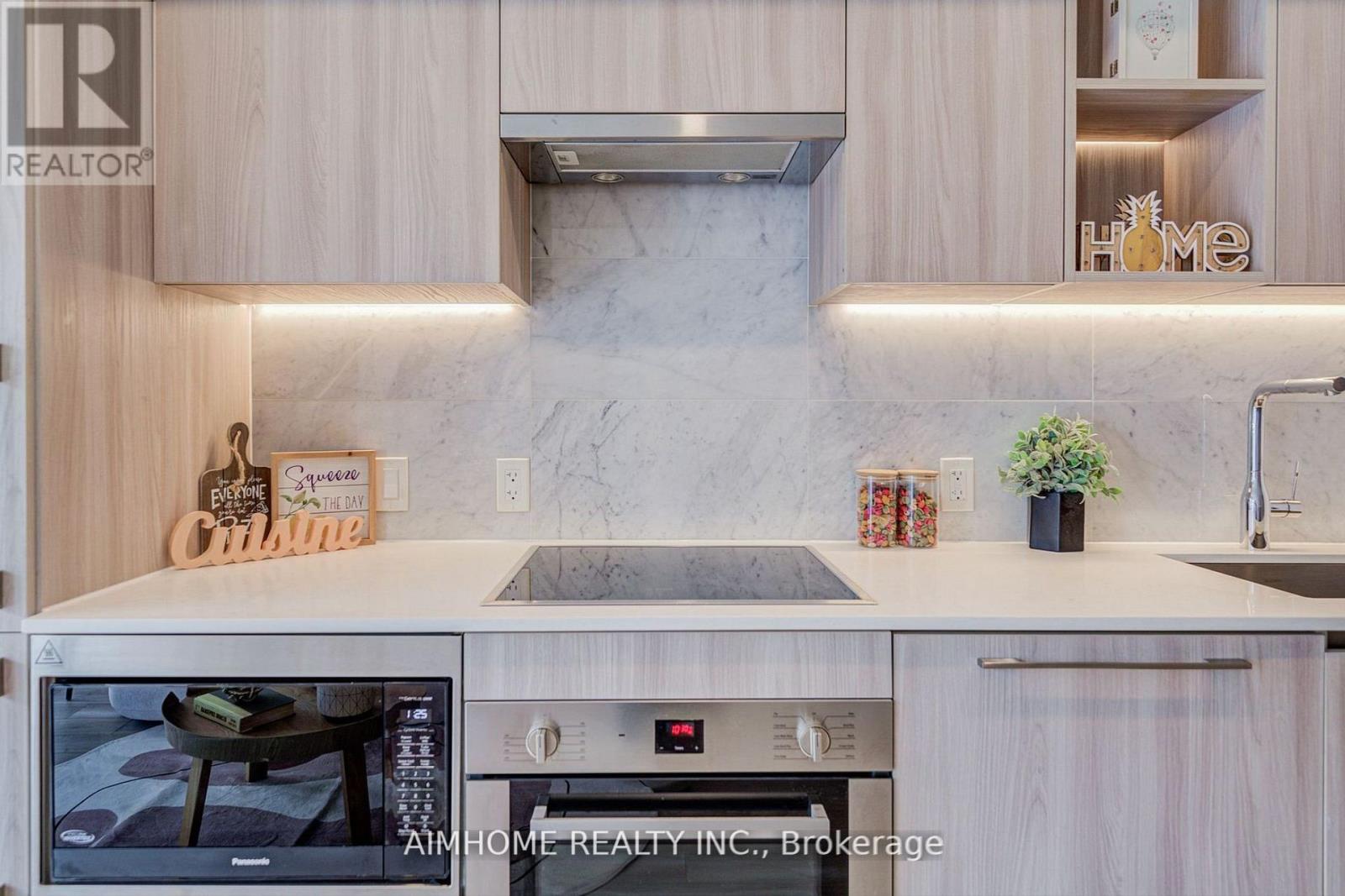 1102 - 19 Bathurst Street, Toronto, Ontario  M5V 0N2 - Photo 13 - C12651380