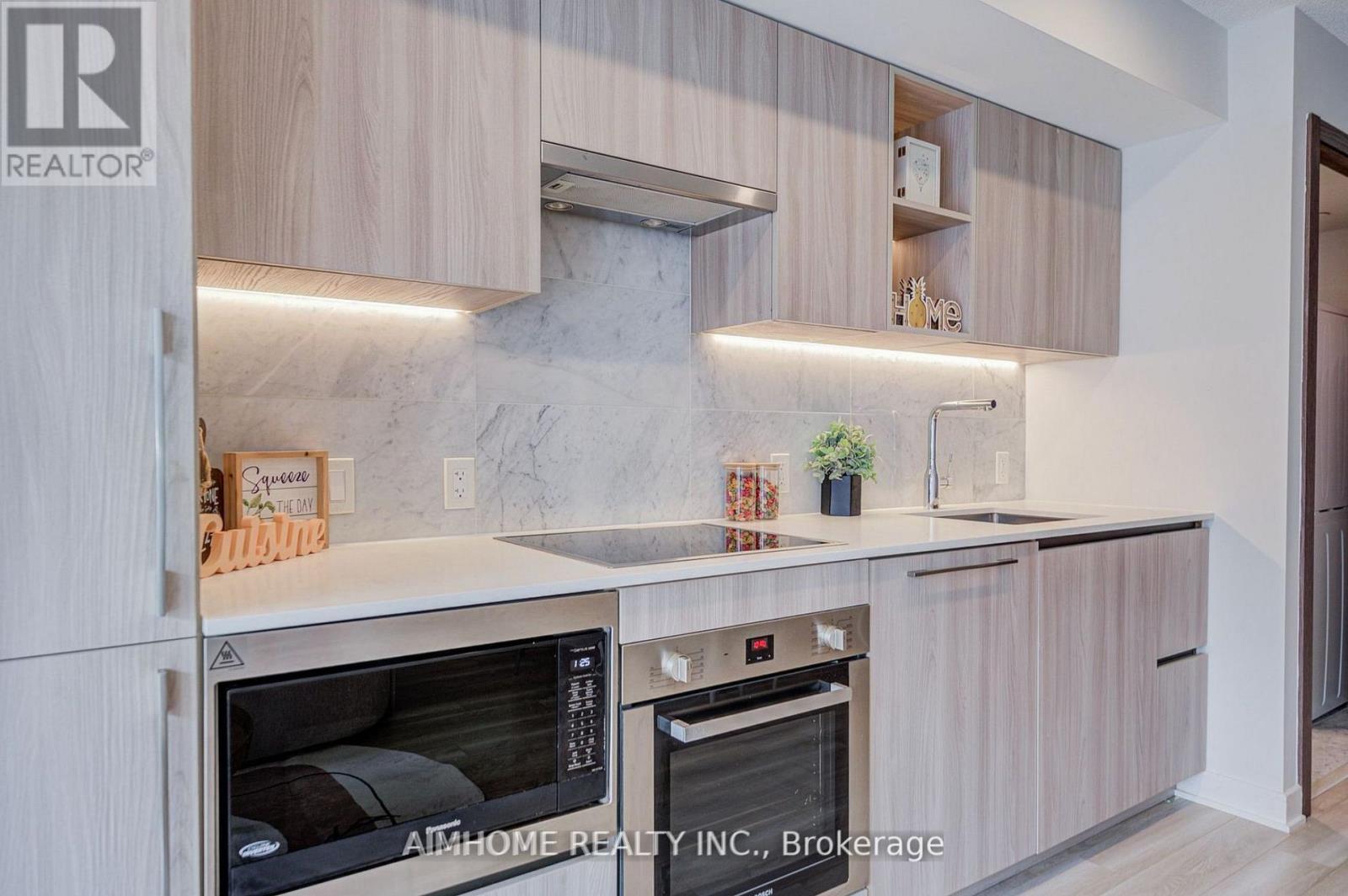 1102 - 19 Bathurst Street, Toronto, Ontario  M5V 0N2 - Photo 14 - C12651380